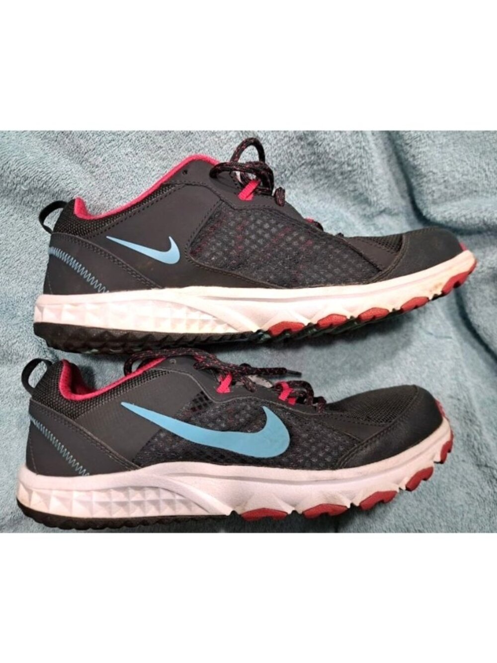 Nike Womens Wild Trail 643074-001 Black Pink Running Shoes Sneakers Size 10 - Picture 2 of 13